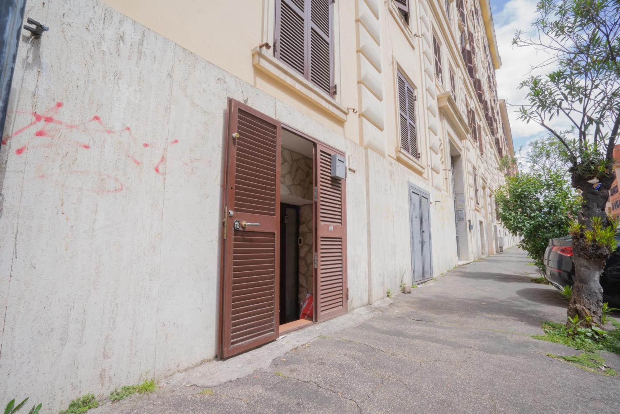 Dimora San Giovanni โรม ภายนอก รูปภาพ